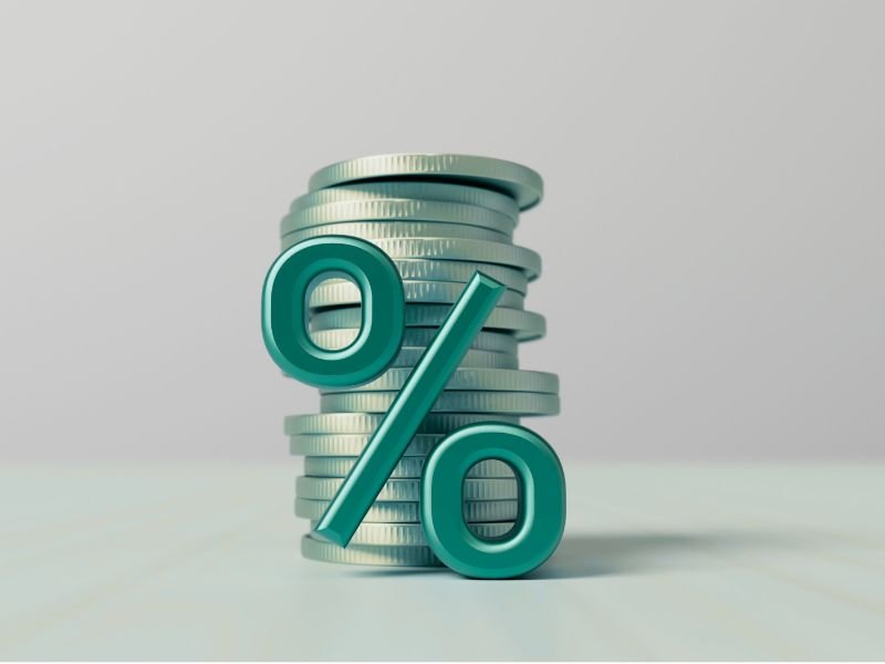 A Selic Caiu, mas o Seu Financiamento de Veículo Continua Caro. Isso Pode ser Ilegal